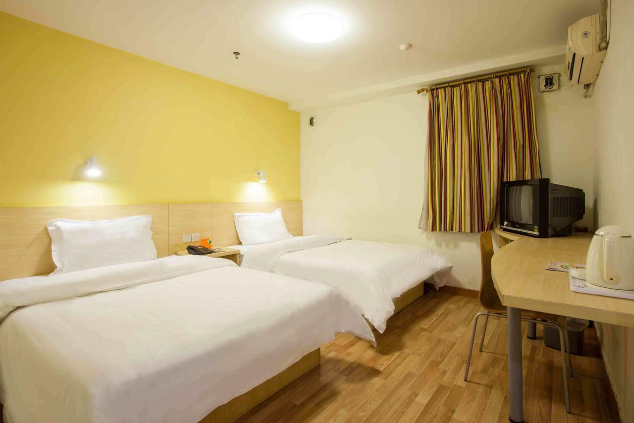 7Days Inn Xianning Hot Spring Pedestrian Street Shopping Park Eksteriør bilde