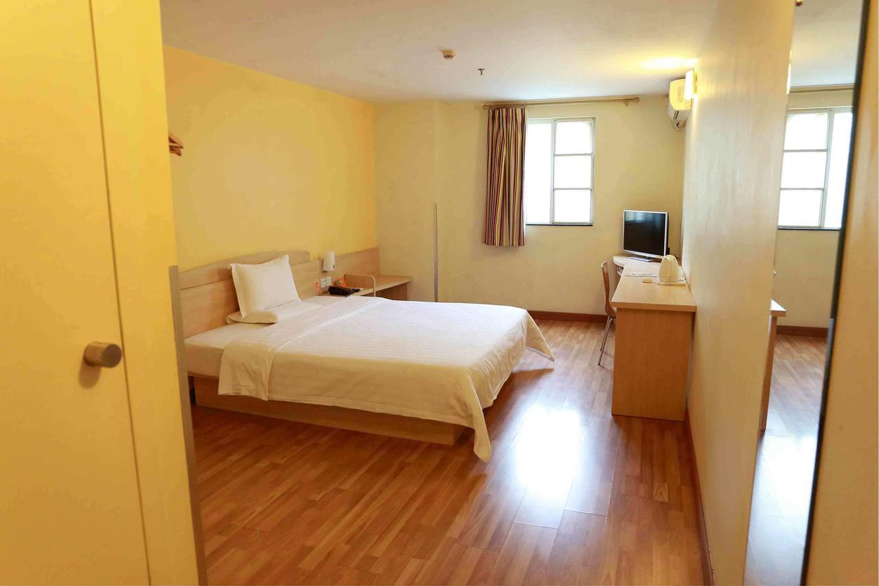 7Days Inn Xianning Hot Spring Pedestrian Street Shopping Park Eksteriør bilde