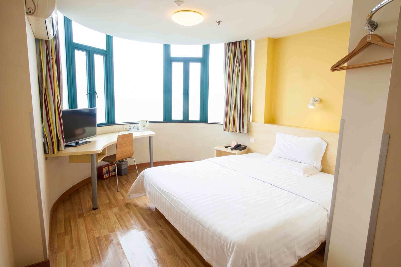 7Days Inn Xianning Hot Spring Pedestrian Street Shopping Park Eksteriør bilde