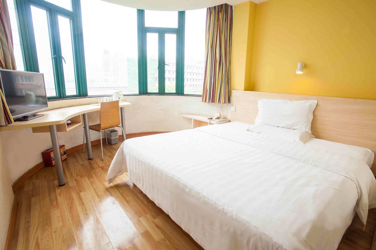 7Days Inn Xianning Hot Spring Pedestrian Street Shopping Park Eksteriør bilde