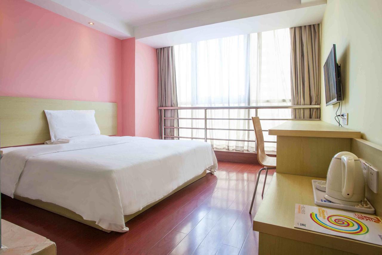 7Days Inn Xianning Hot Spring Pedestrian Street Shopping Park Eksteriør bilde